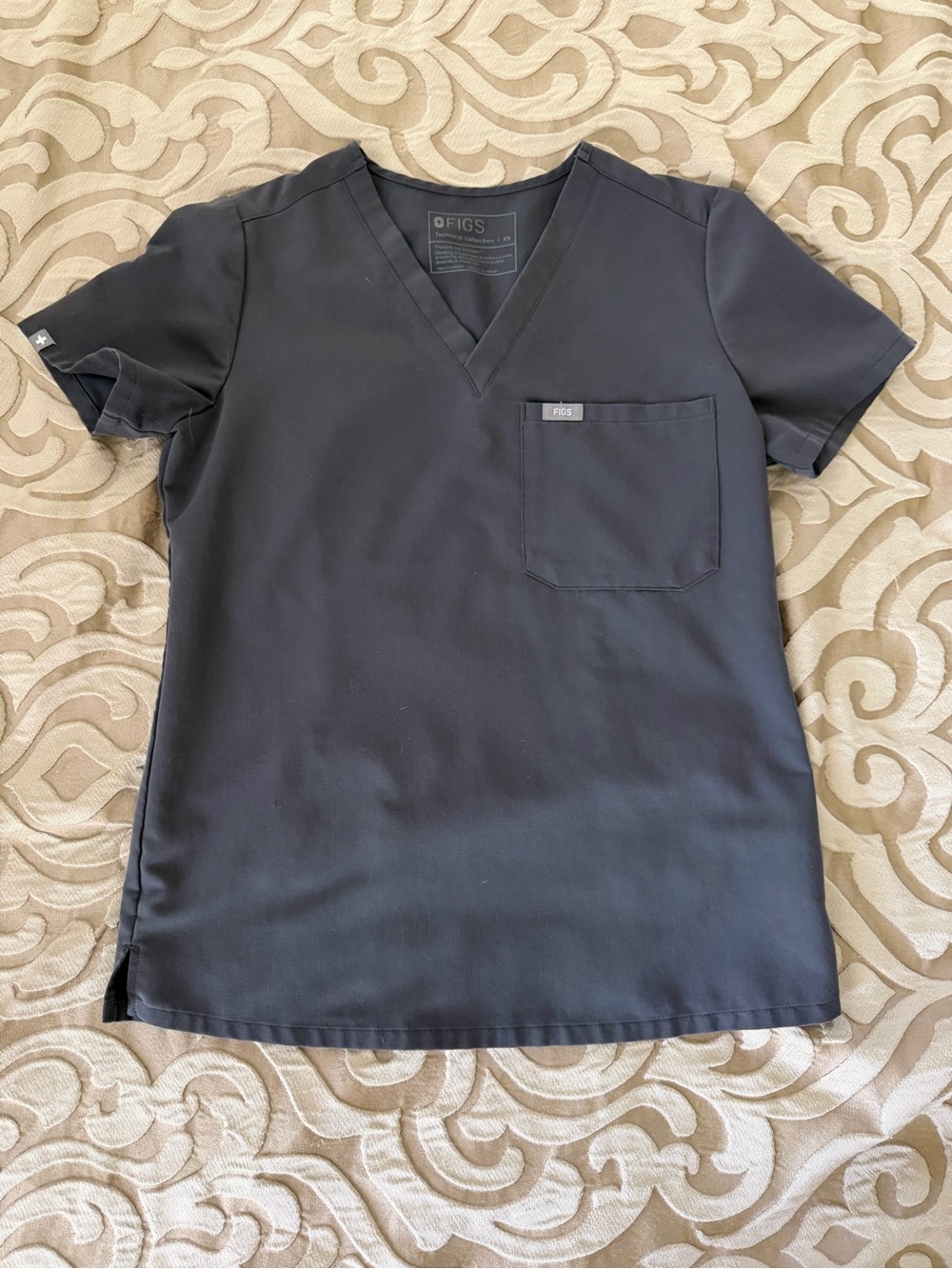 Figs Women's V-Neck Medical Scrub Top in Dark Gray